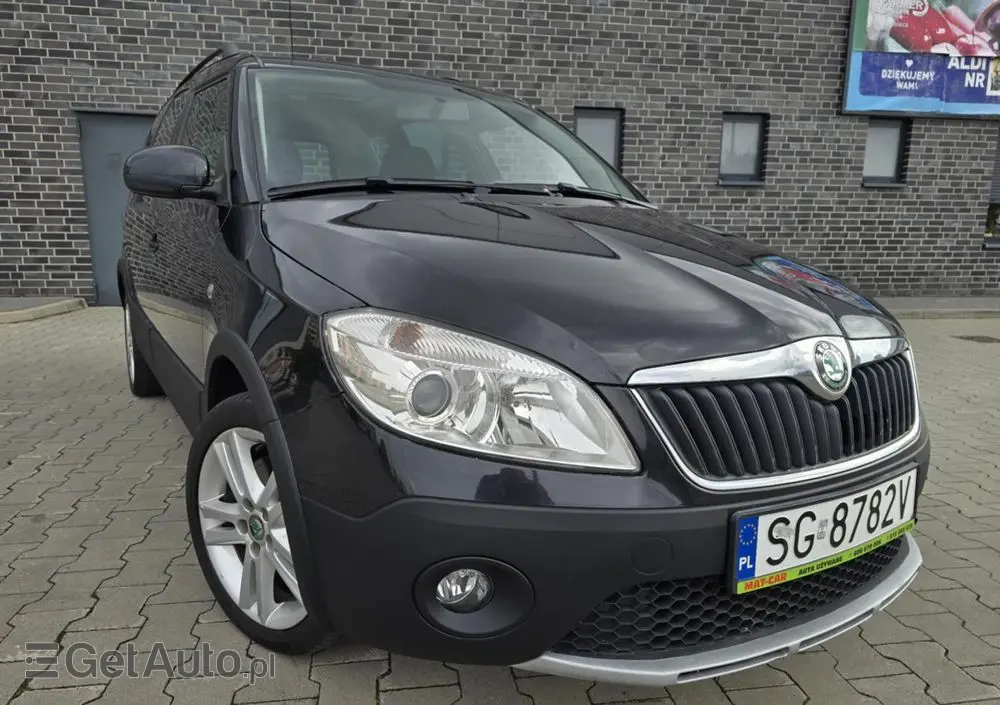 SKODA Roomster 1.6 TDI DPF Scout PLUS EDITION