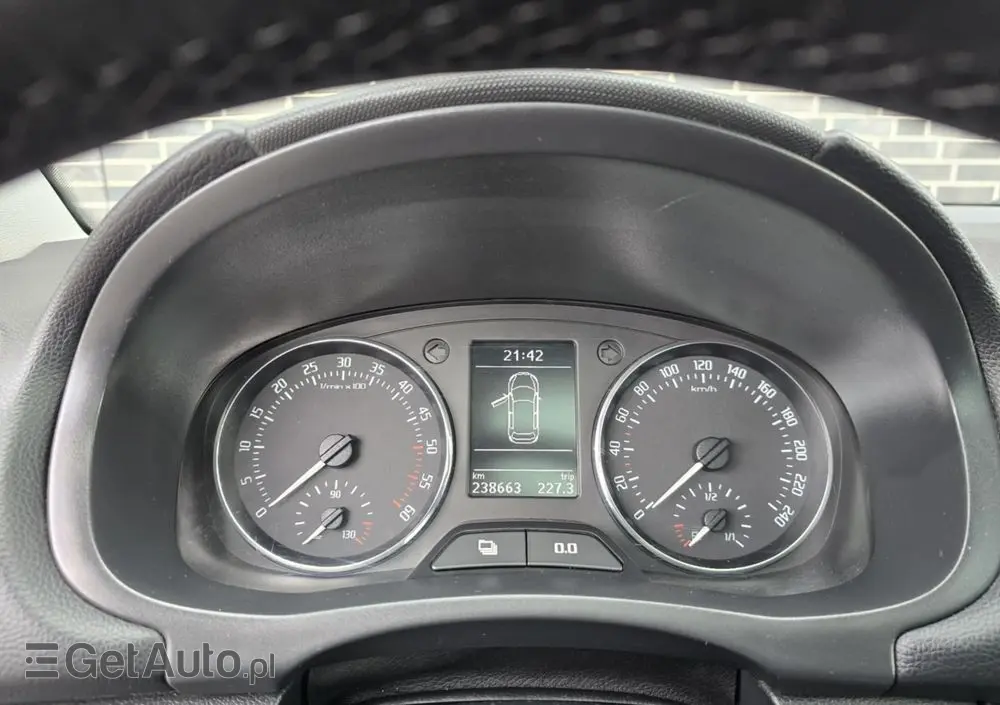 SKODA Roomster 1.6 TDI DPF Scout PLUS EDITION