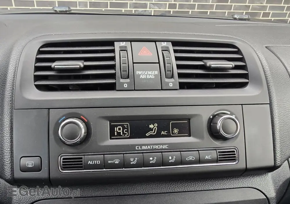 SKODA Roomster 1.6 TDI DPF Scout PLUS EDITION