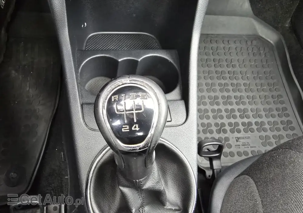 SKODA Roomster 1.6 TDI DPF Scout PLUS EDITION