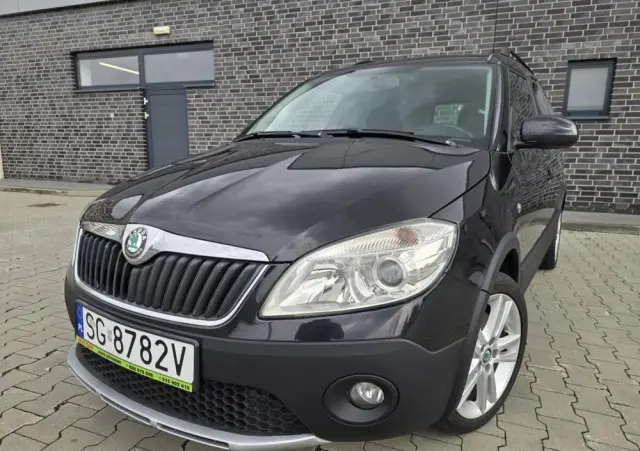 SKODA Roomster 1.6 TDI DPF Scout PLUS EDITION