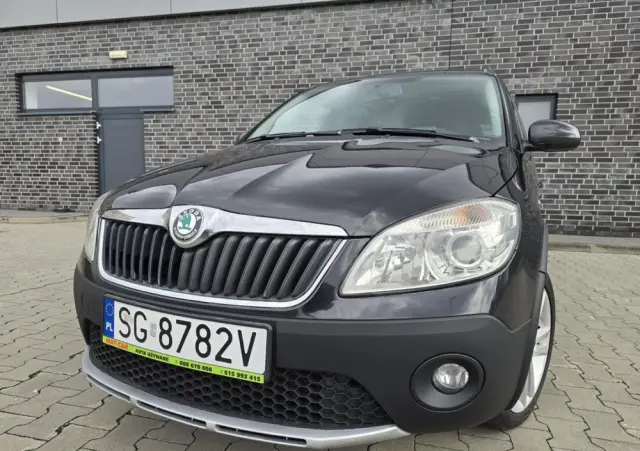 SKODA Roomster 1.6 TDI DPF Scout PLUS EDITION