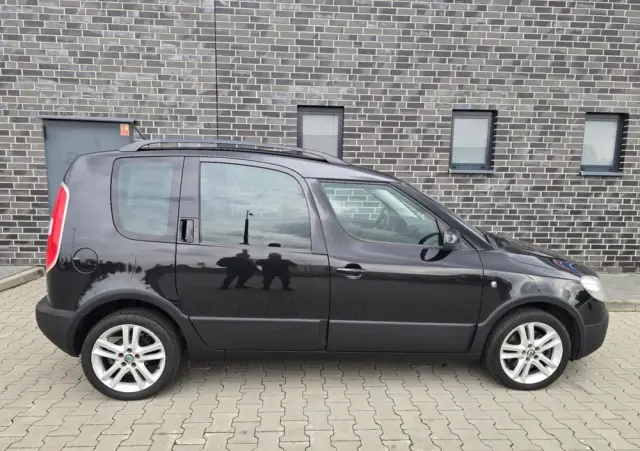 SKODA Roomster 1.6 TDI DPF Scout PLUS EDITION