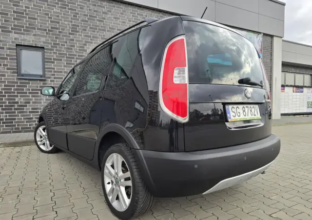SKODA Roomster 1.6 TDI DPF Scout PLUS EDITION