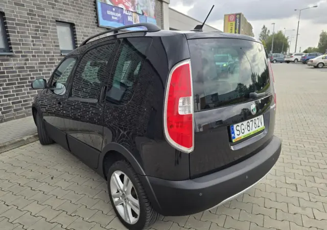 SKODA Roomster 1.6 TDI DPF Scout PLUS EDITION