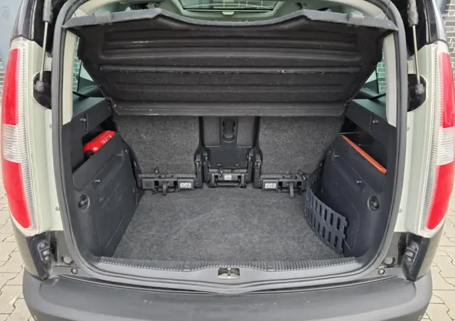 SKODA Roomster 1.6 TDI DPF Scout PLUS EDITION