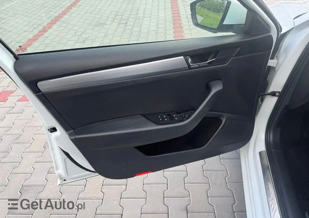 SKODA Superb 2.0 TSI 4x4 Sportline DSG