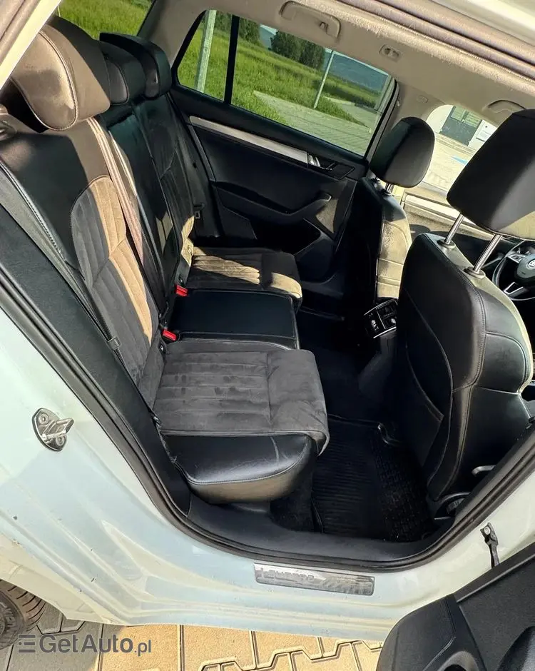 SKODA Superb 2.0 TSI 4x4 Sportline DSG