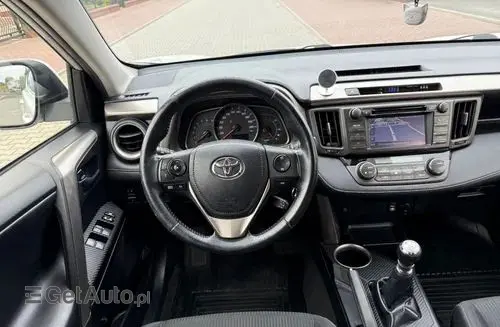 TOYOTA Rav 4 