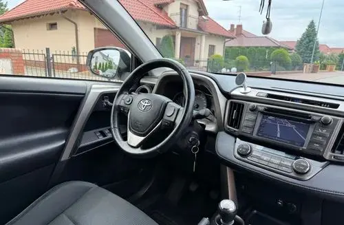TOYOTA Rav 4 