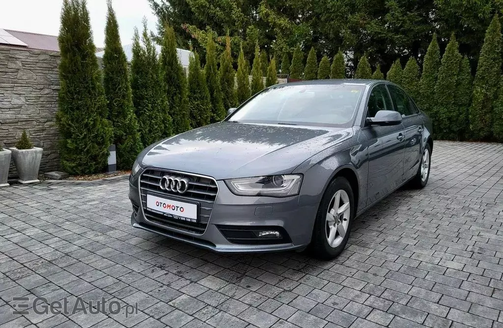 AUDI A4 