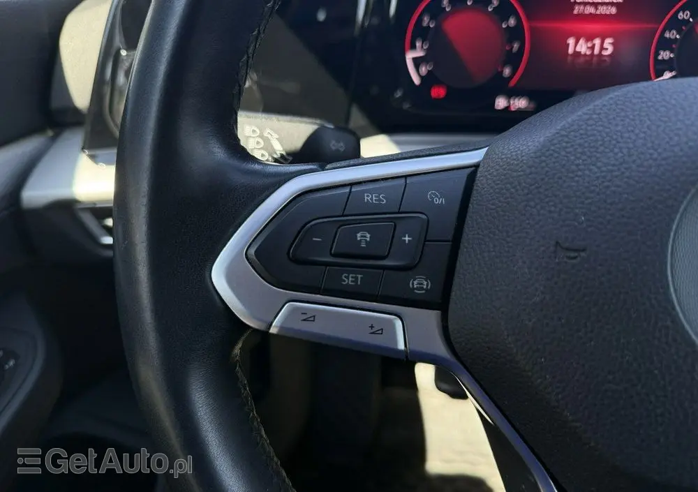 VOLKSWAGEN Golf 1.5 TSI EVO Life