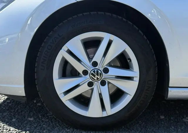 VOLKSWAGEN Golf 1.5 TSI EVO Life