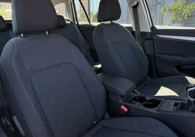 VOLKSWAGEN Golf 1.5 TSI EVO Life