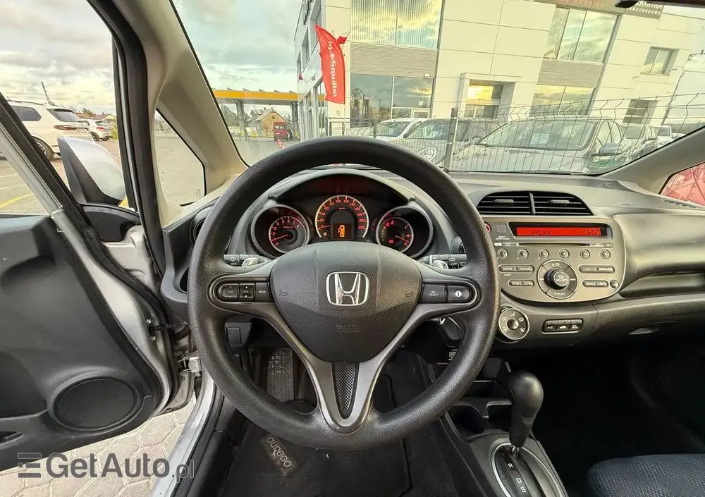 HONDA Jazz 1.4 i-VTEC CVT Trend