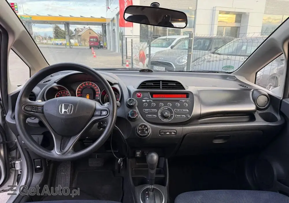 HONDA Jazz 1.4 i-VTEC CVT Trend