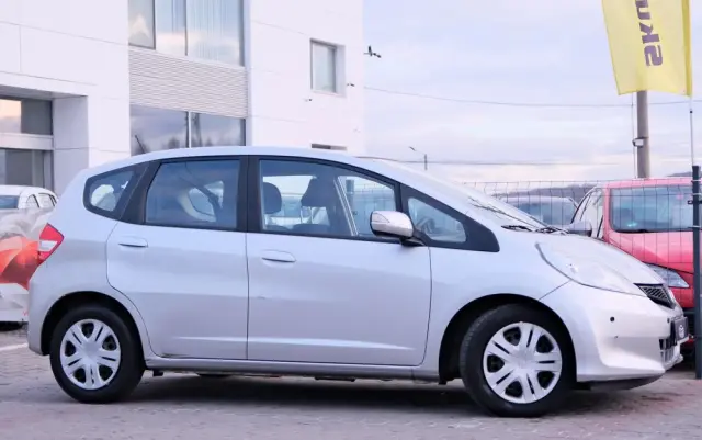 HONDA Jazz 1.4 i-VTEC CVT Trend