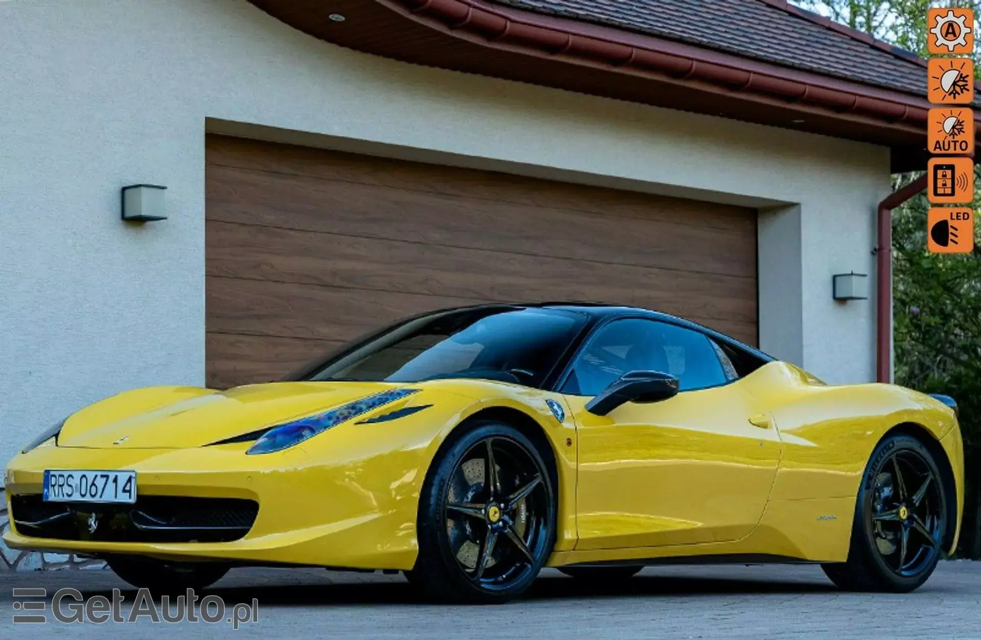 FERRARI 458 