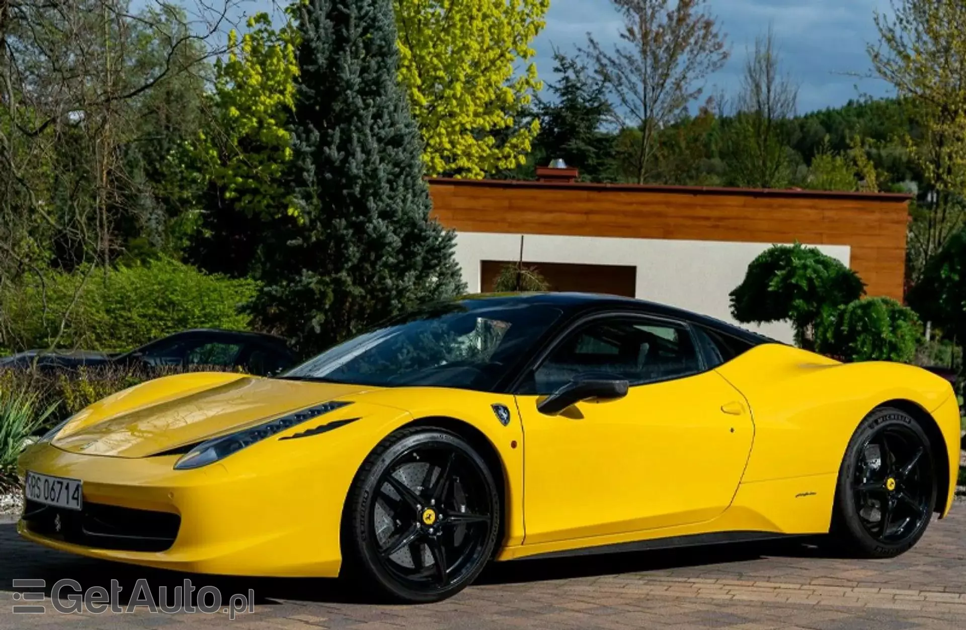 FERRARI 458 