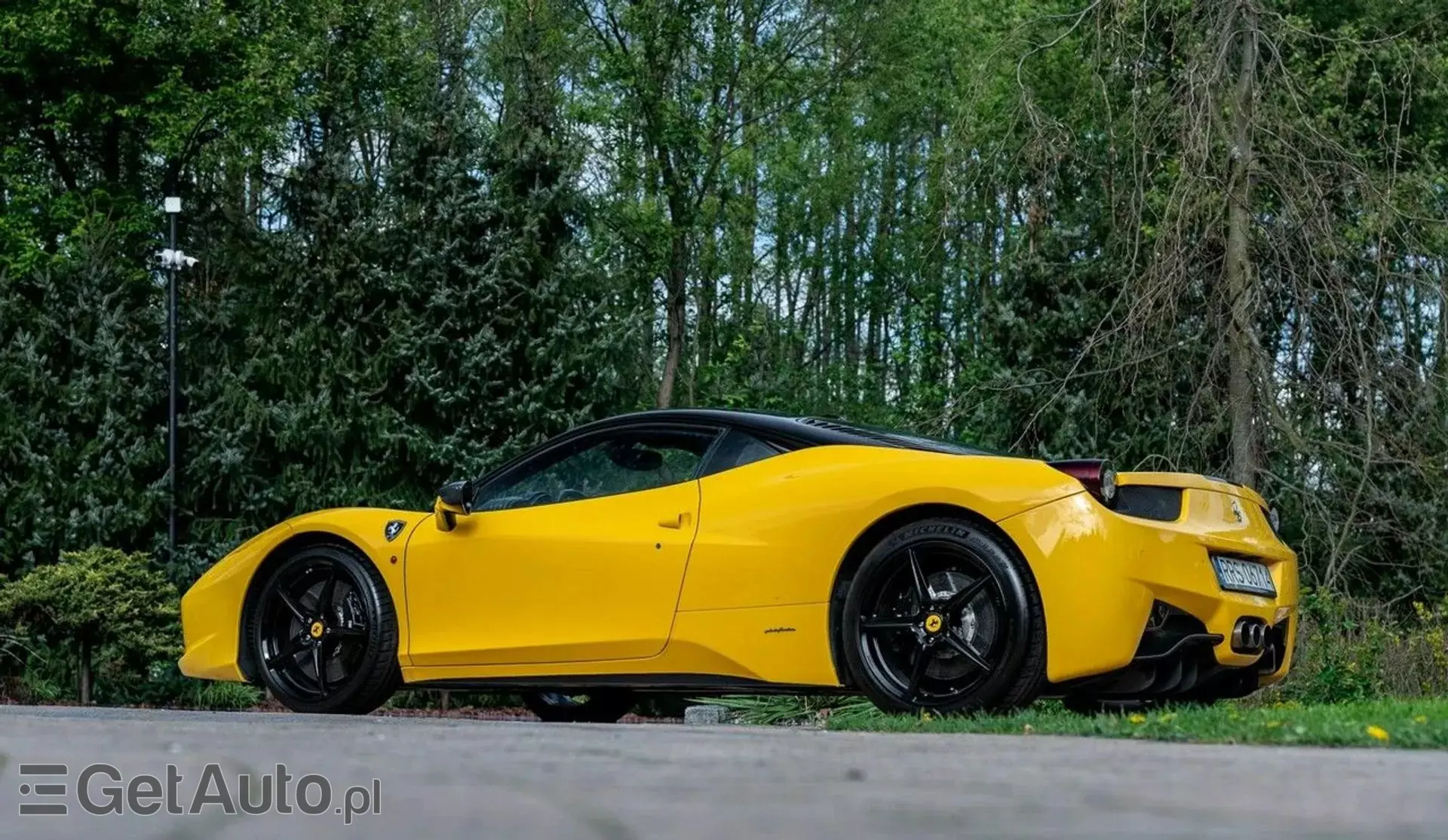 FERRARI 458 