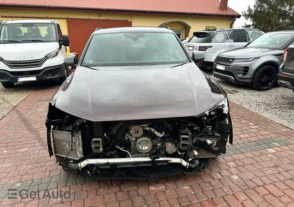 AUDI Q7 60 TFSI e PHEV Quattro S Line Tiptr