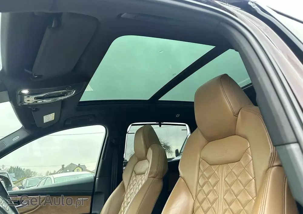 AUDI Q7 60 TFSI e PHEV Quattro S Line Tiptr