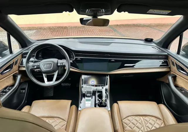 AUDI Q7 60 TFSI e PHEV Quattro S Line Tiptr