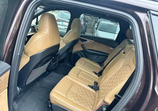 AUDI Q7 60 TFSI e PHEV Quattro S Line Tiptr