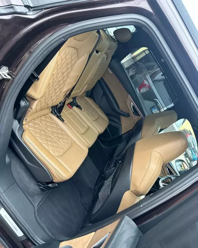 AUDI Q7 60 TFSI e PHEV Quattro S Line Tiptr