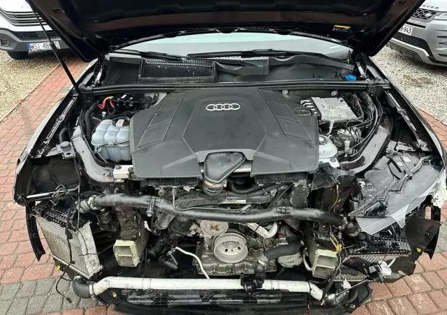 AUDI Q7 60 TFSI e PHEV Quattro S Line Tiptr