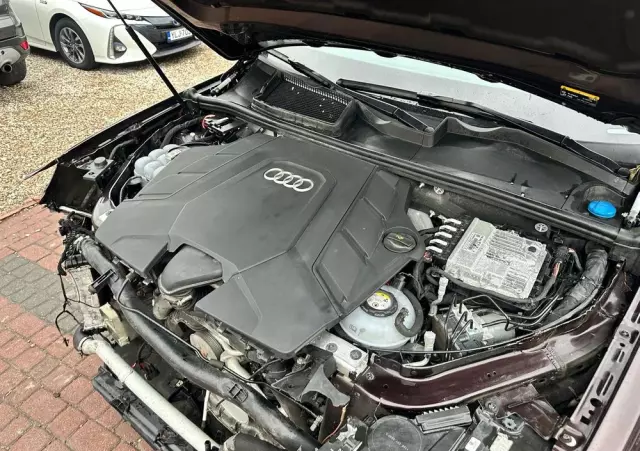 AUDI Q7 60 TFSI e PHEV Quattro S Line Tiptr