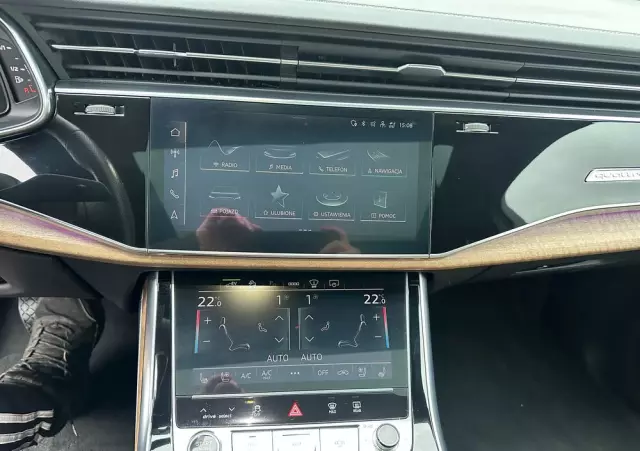 AUDI Q7 60 TFSI e PHEV Quattro S Line Tiptr