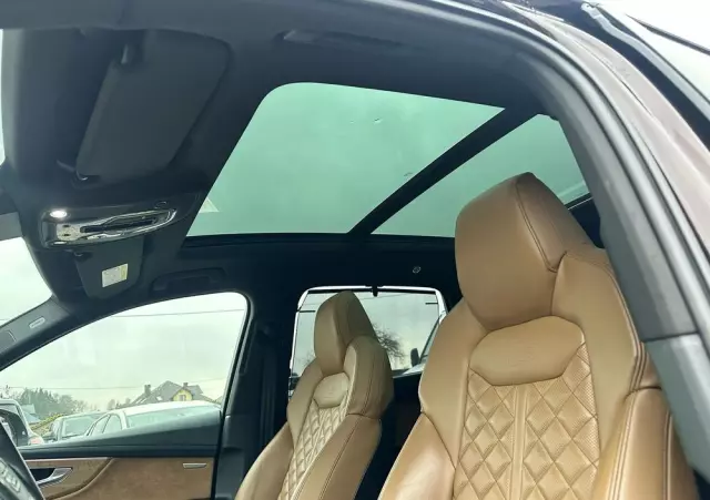 AUDI Q7 60 TFSI e PHEV Quattro S Line Tiptr