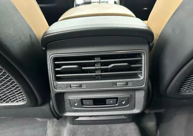 AUDI Q7 60 TFSI e PHEV Quattro S Line Tiptr