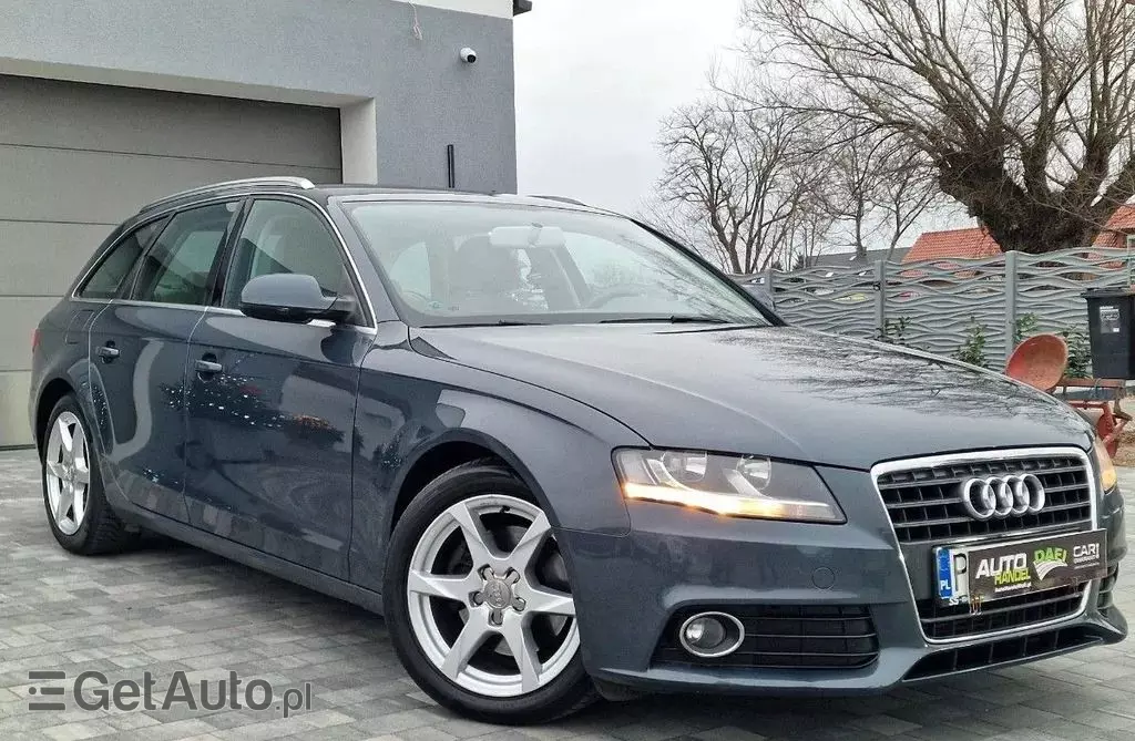 AUDI A4 