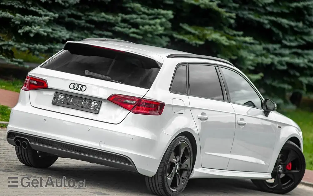 AUDI A3 Sportback 2.0 TDI quattro S line Sportpaket