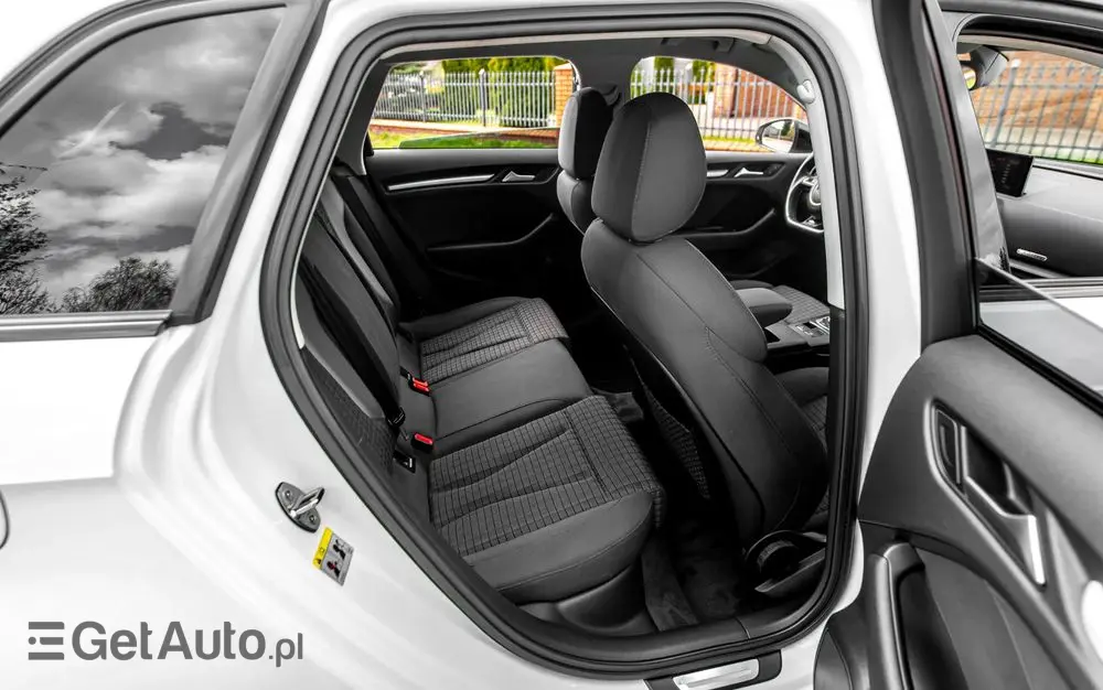 AUDI A3 Sportback 2.0 TDI quattro S line Sportpaket