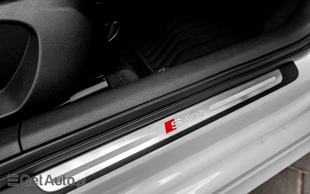 AUDI A3 Sportback 2.0 TDI quattro S line Sportpaket