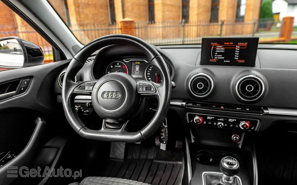 AUDI A3 Sportback 2.0 TDI quattro S line Sportpaket