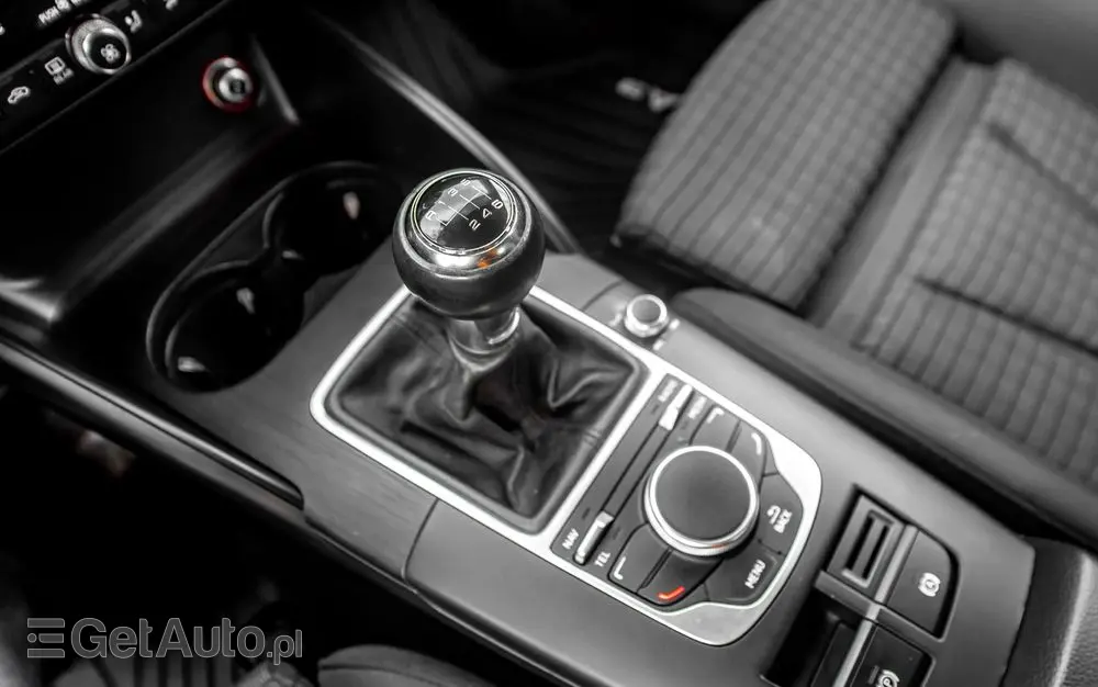 AUDI A3 Sportback 2.0 TDI quattro S line Sportpaket