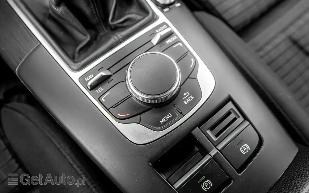 AUDI A3 Sportback 2.0 TDI quattro S line Sportpaket