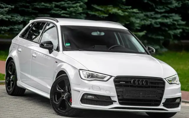 AUDI A3 Sportback 2.0 TDI quattro S line Sportpaket