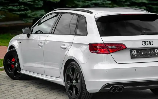 AUDI A3 Sportback 2.0 TDI quattro S line Sportpaket