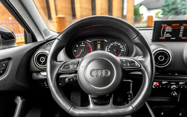 AUDI A3 Sportback 2.0 TDI quattro S line Sportpaket