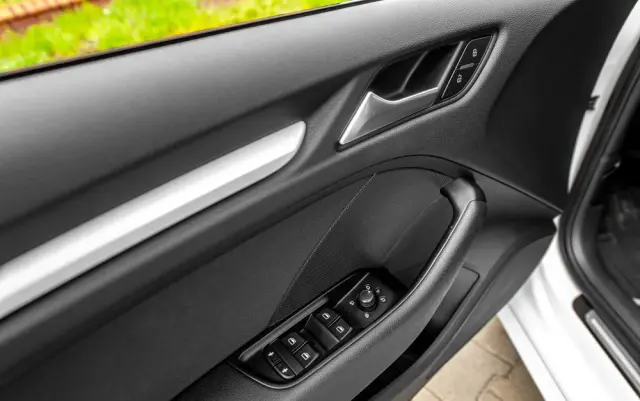 AUDI A3 Sportback 2.0 TDI quattro S line Sportpaket