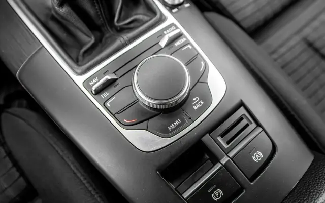 AUDI A3 Sportback 2.0 TDI quattro S line Sportpaket