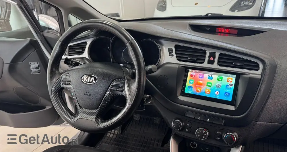 KIA Ceed 1.6 CRDi M