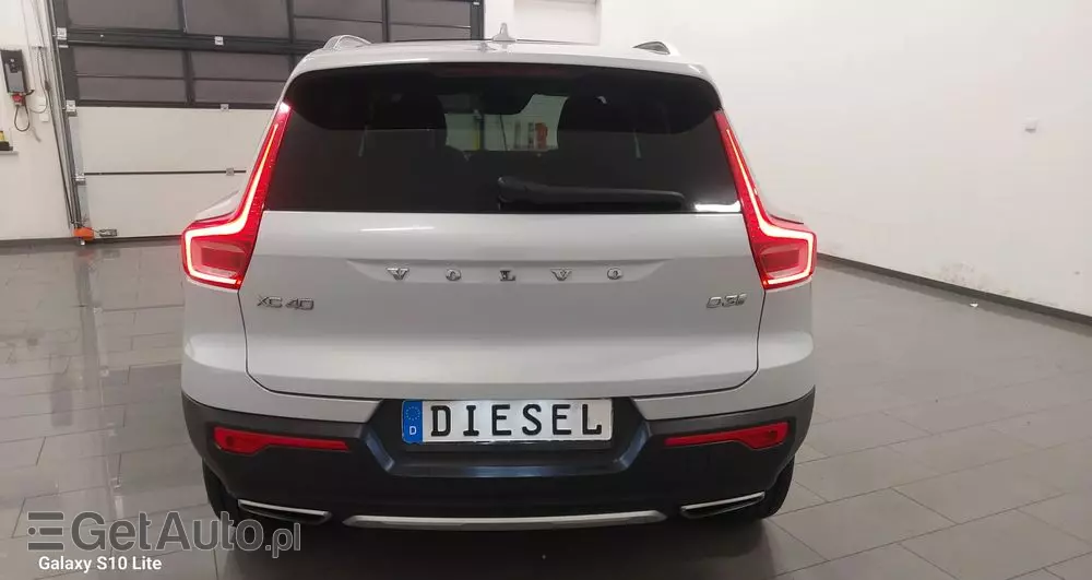 VOLVO XC 40 D3 SCR Inscription