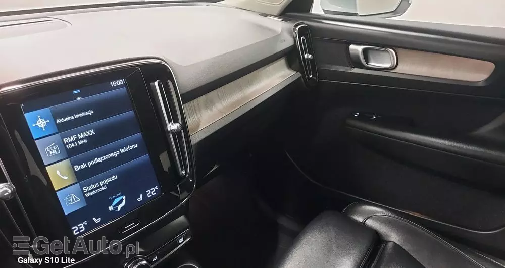 VOLVO XC 40 D3 SCR Inscription