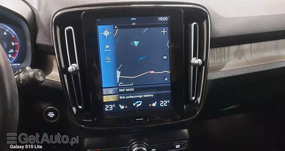 VOLVO XC 40 D3 SCR Inscription